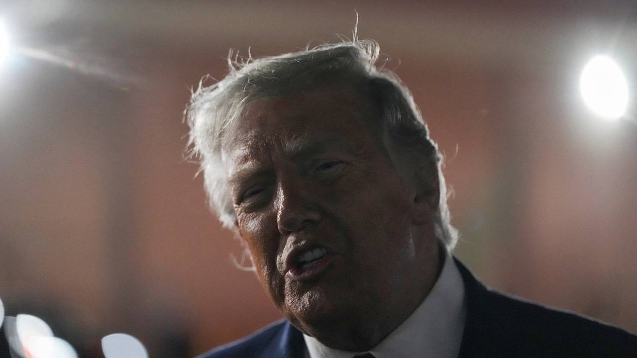 Трамп выступил с угрозой Ирану