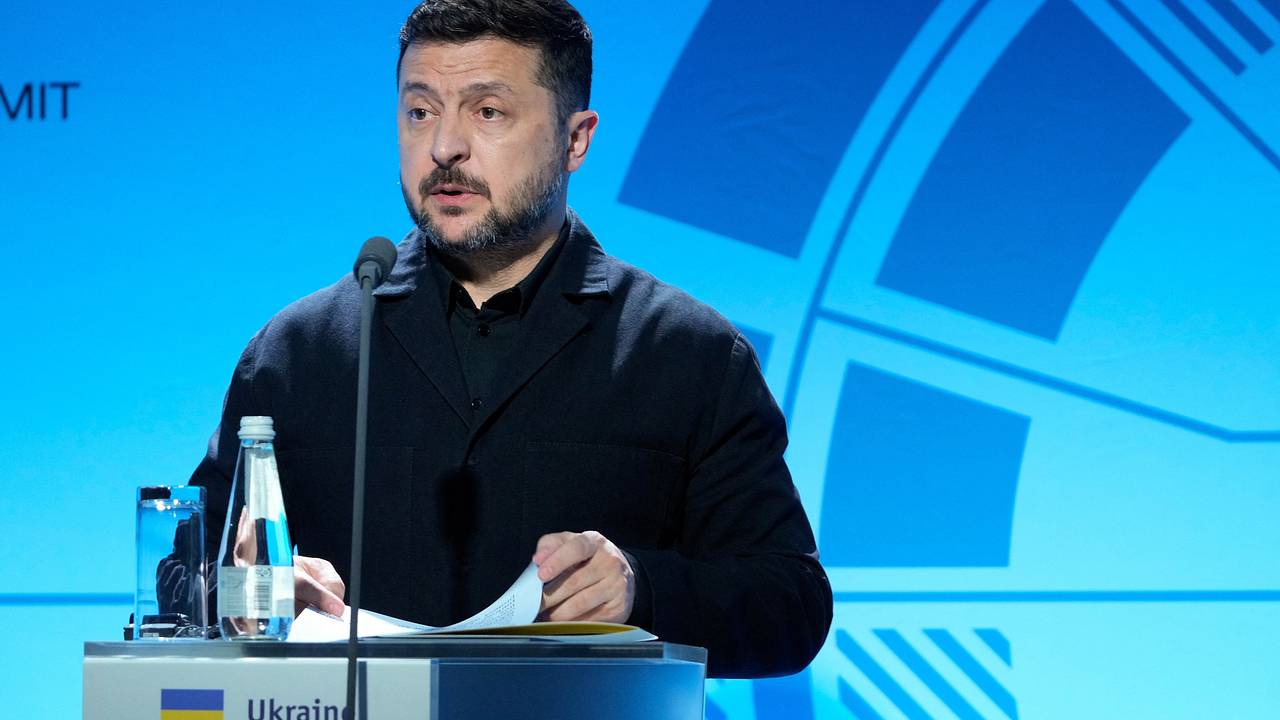 Зеленский поговорил о культуре с военными геями