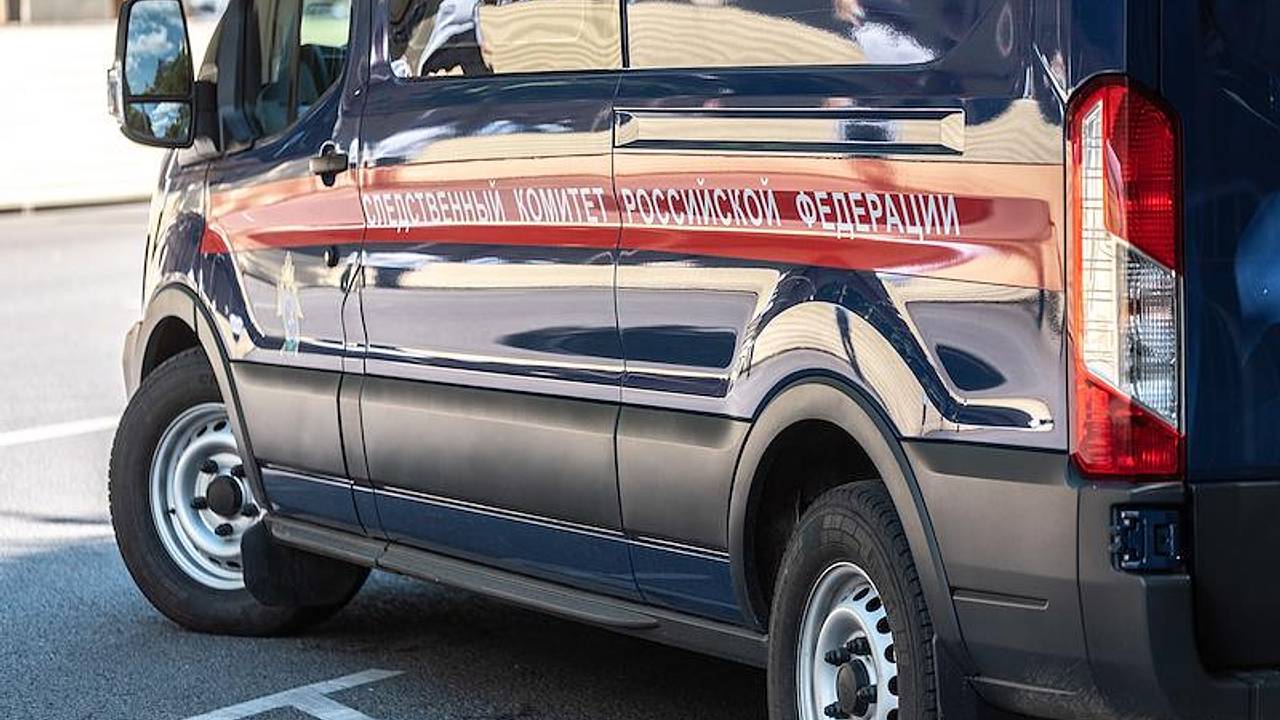 Пытавшийся переплыть Волгу на самостоятельно сколоченном плоту подросток утонул