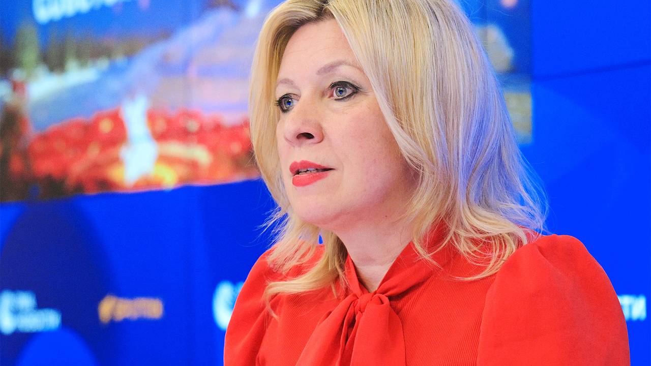 Захарова указала на лицемерие Запада из-за Киево-Печерской лавры