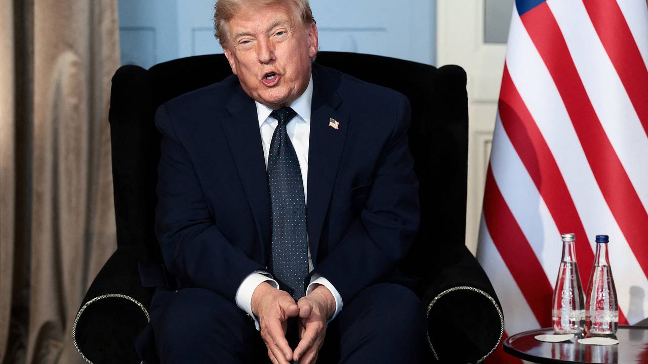 Трамп оценил беседу с Путиным Трамп оценил беседу с Путиным