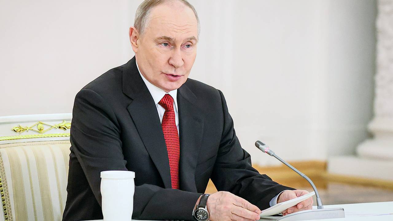Учительница Путина рассказала об отношении к нему других школьников