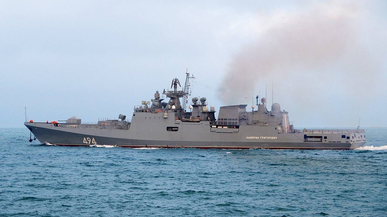 Минобороны прокомментировало выстрелы российского фрегата в Ла-Манше