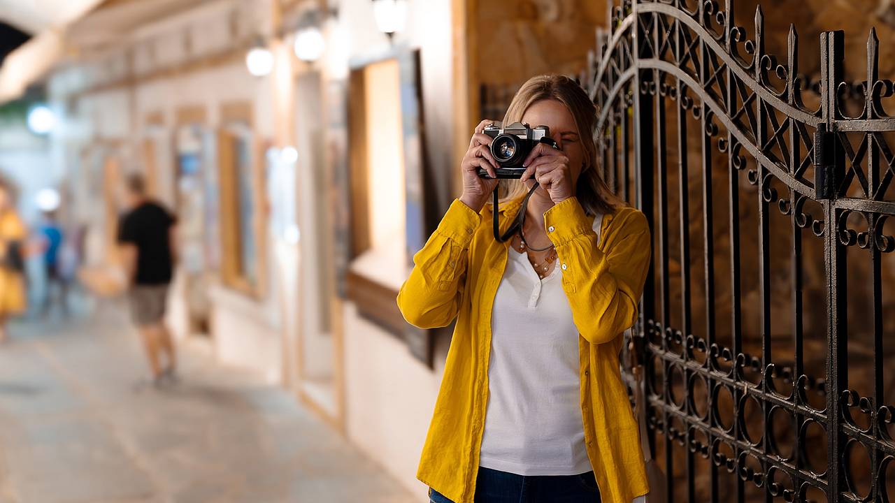 Юрист высказался о законности работы снимающих незнакомцев уличных фотографов