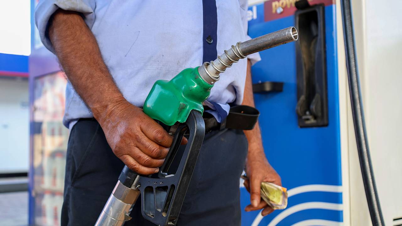 Европейцам посоветовали не ждать дешевого топлива