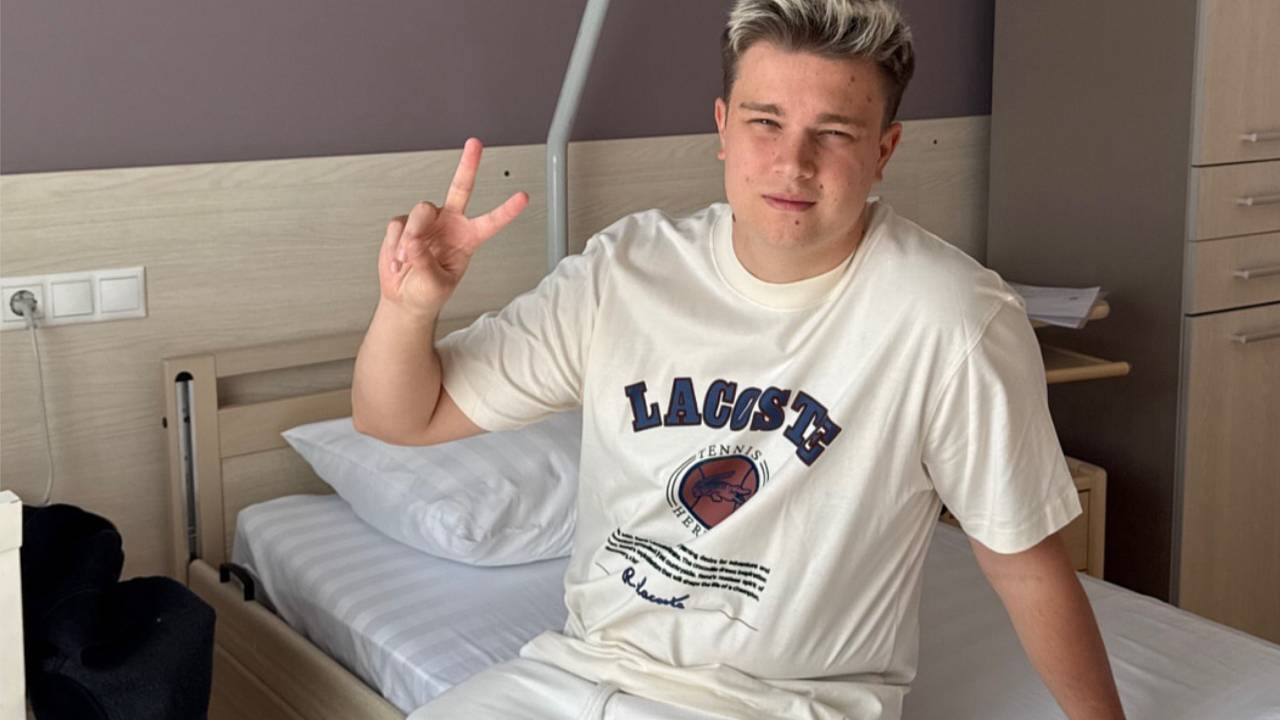 Жена российского блогера рассказала о подозрении на рак у мужа и показала фото из больницы Жена российского блогера рассказала о подозрении на рак у мужа и показала фото из больницы