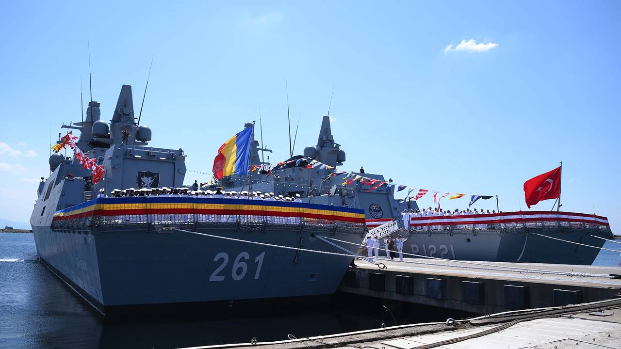 Турция впервые в истории построила военный корабль стране-члену НАТО и ЕС Турция впервые в истории построила военный корабль стране-члену НАТО и ЕС