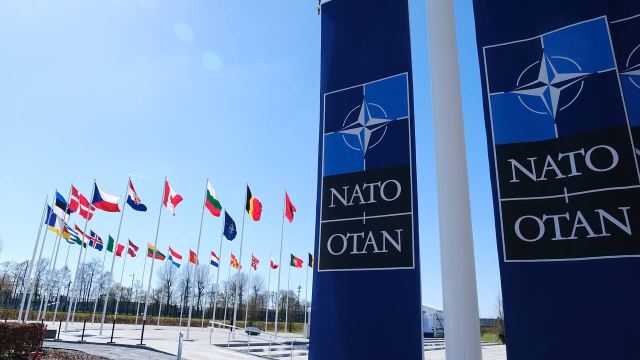 На Западе выступили с обвинениями в адрес НАТО из-за решений по Украине