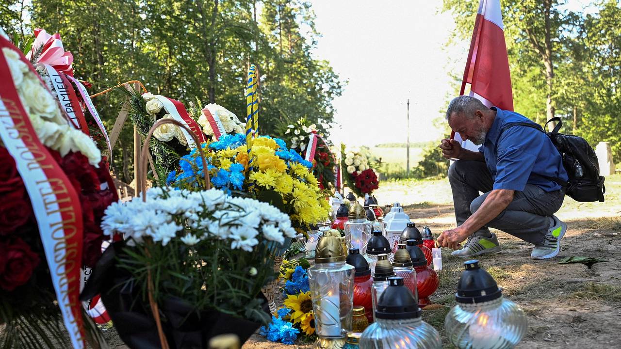 Польшу призвали определиться