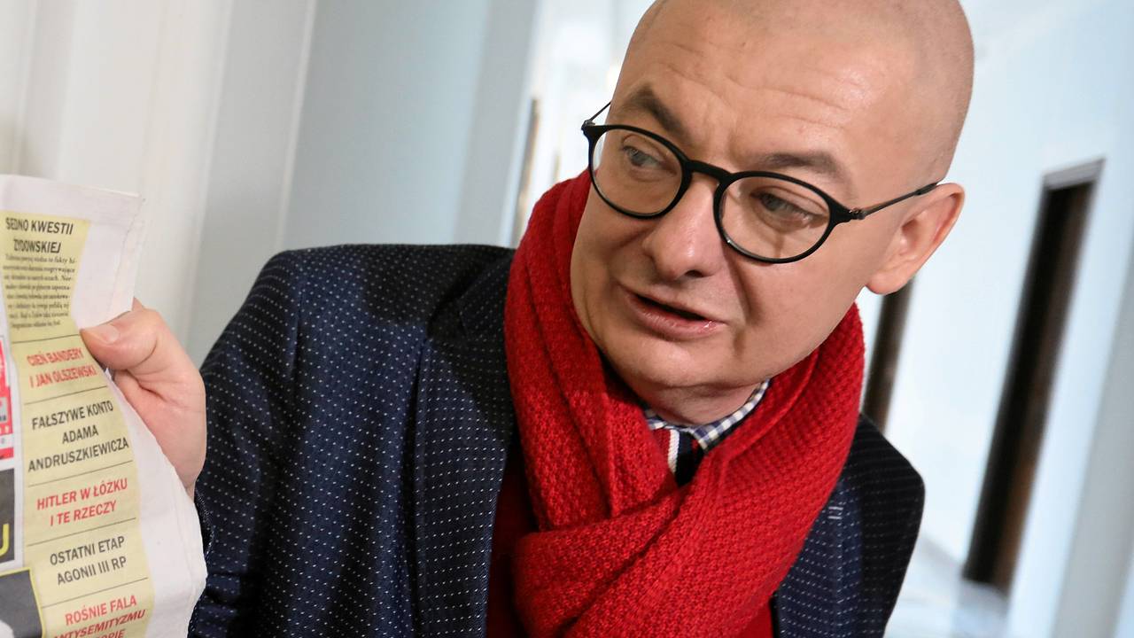 «С глубоким сожалением». Вице-спикер сената Польши вернул две госнаграды Украины, напомнив о массовых убийствах граждан «С глубоким сожалением». Вице-спикер сената Польши вернул две госнаграды Украины, напомнив о массовых убийствах граждан