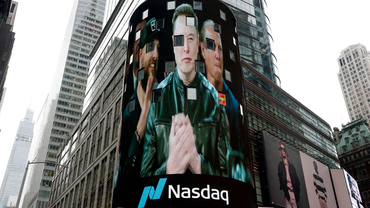 Повышенный спрос на облигации SpaceX вернул ее акции к росту