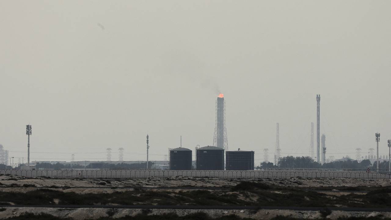 Назван срок возобновления производства газа в Катаре