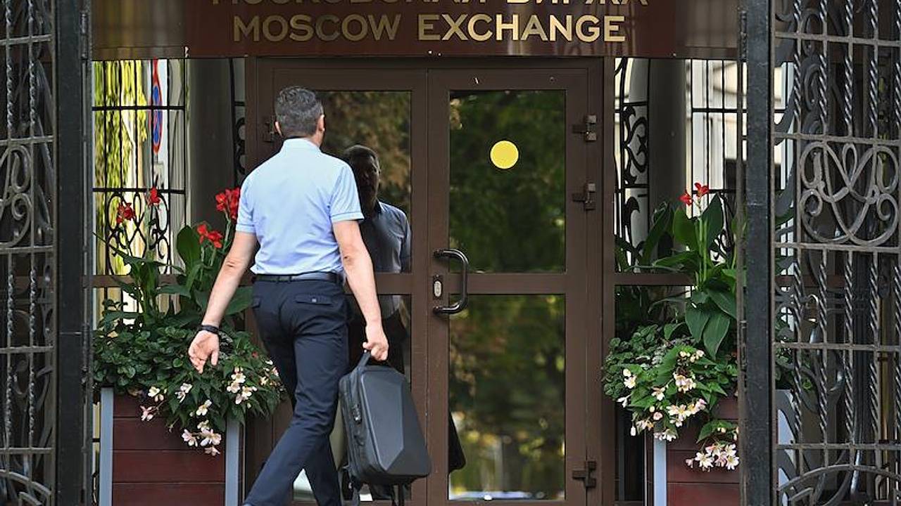 Российский фондовый рынок вернулся к снижению Российский фондовый рынок вернулся к снижению
