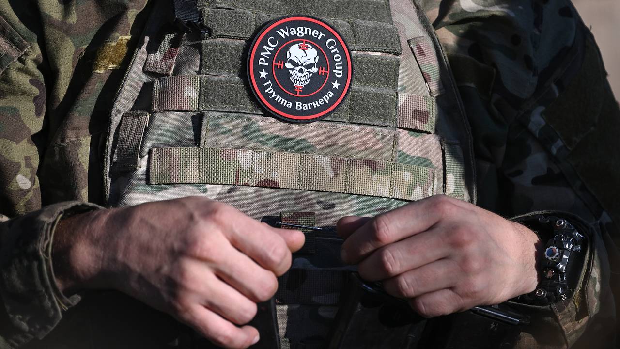 «Пытались дозвониться первые лица». Юрист ЧВК «Вагнер» раскрыл новые подробности мятежа Пригожина