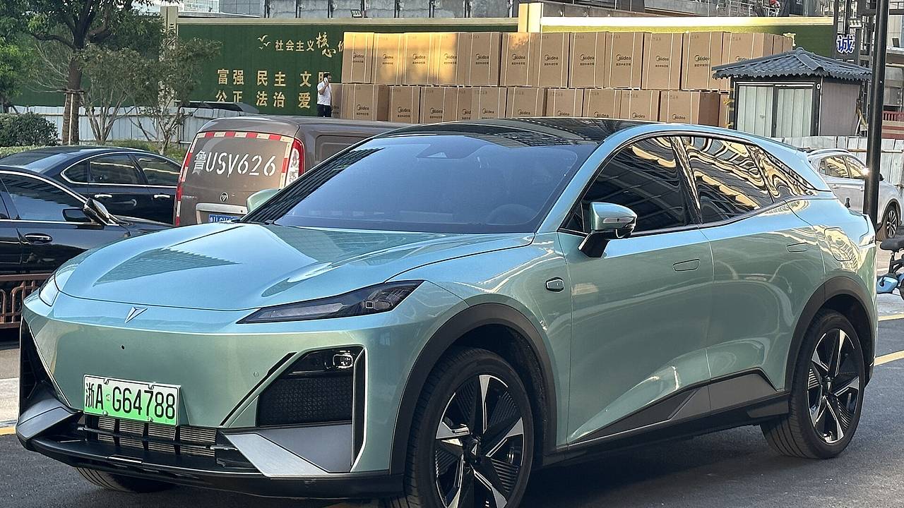 Китайский Changan сообщил о запуске нового кроссовера в России