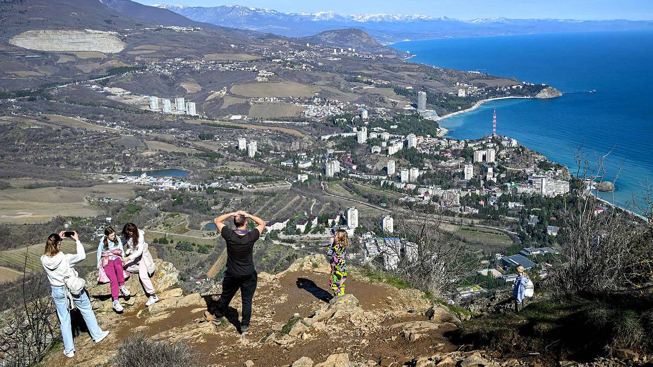 В атакованном ВСУ курортном регионе России заявили о вбросах с призывами уезжать