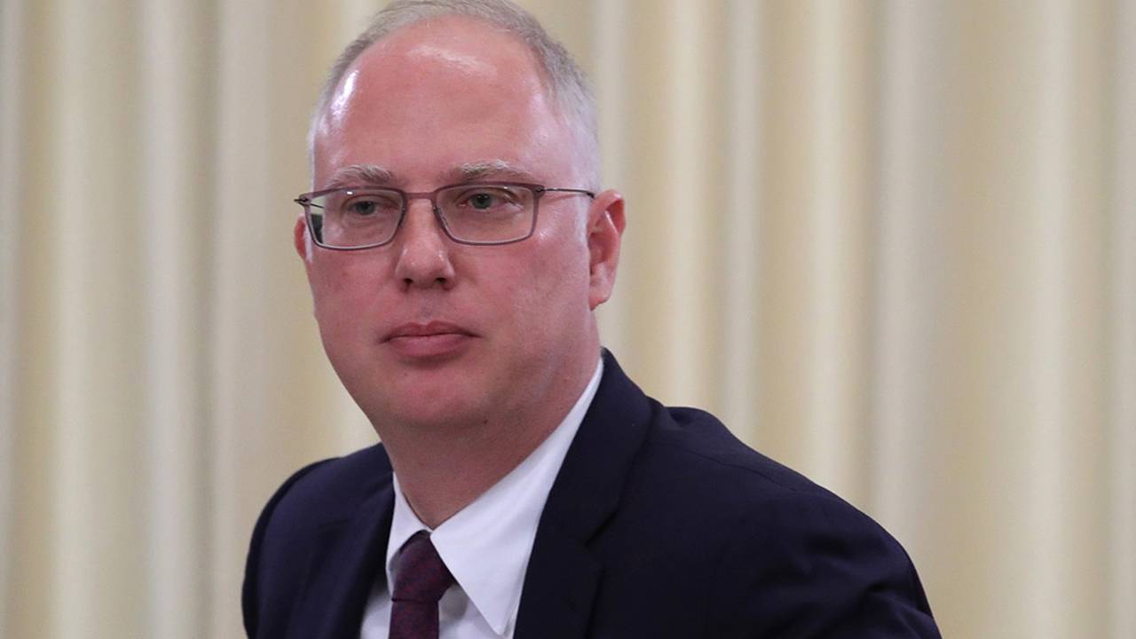Дмитриев пошутил о неработающих кондиционерах в штаб-квартире ЕК