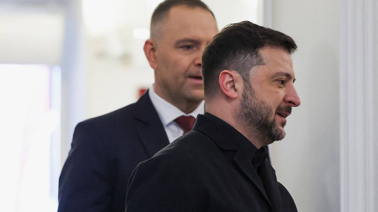 Рейтинг Навроцкого рекордно вырос после конфликта с Зеленским