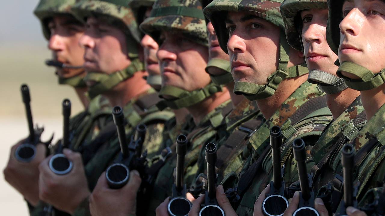 Вучич раскрыл планы по усилению сербской армии