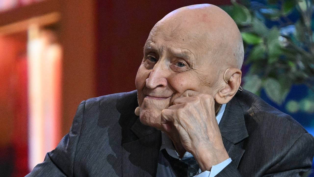 89-летний Дроздов раскрыл секрет своей бодрости