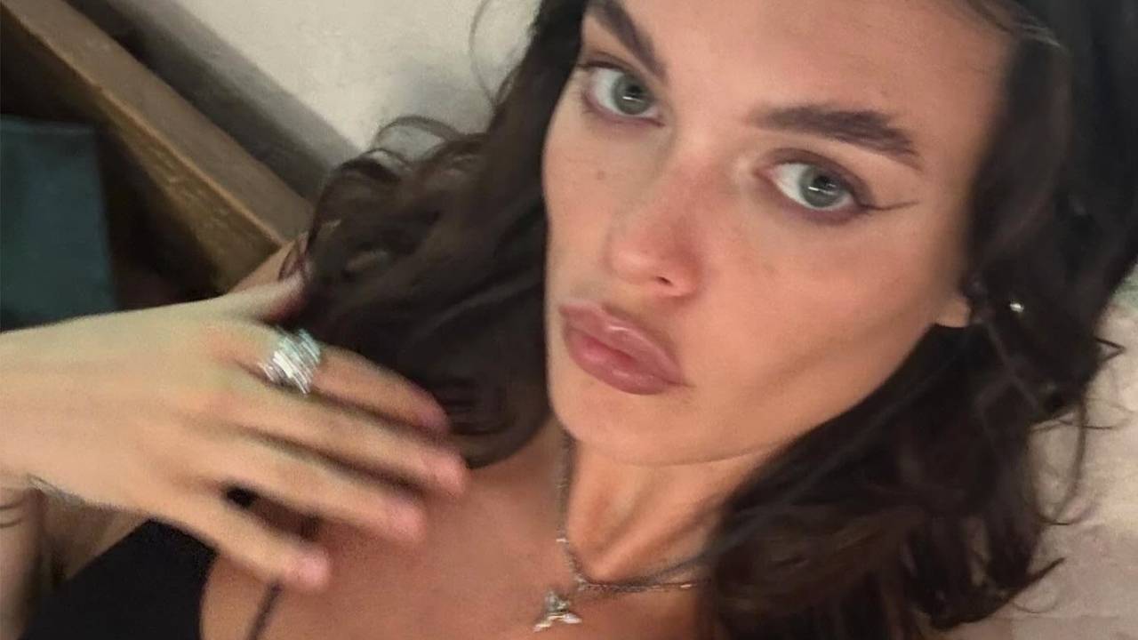 Российская модель показала фото топлес и восхитила соцсети