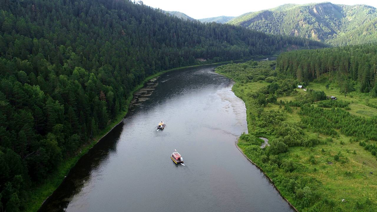 Возобновлены поиски пропавших во время сплава в Красноярском крае туристов