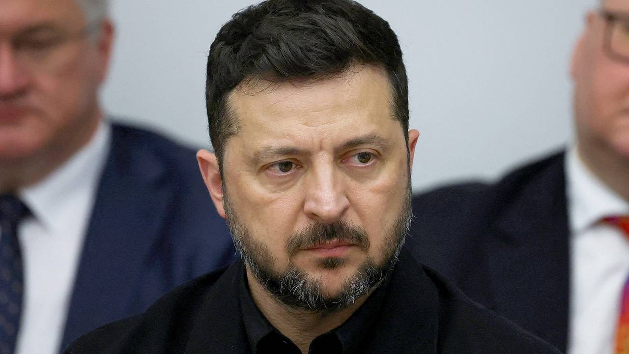 Названа возможная цель секретных переговоров с участием Зеленского