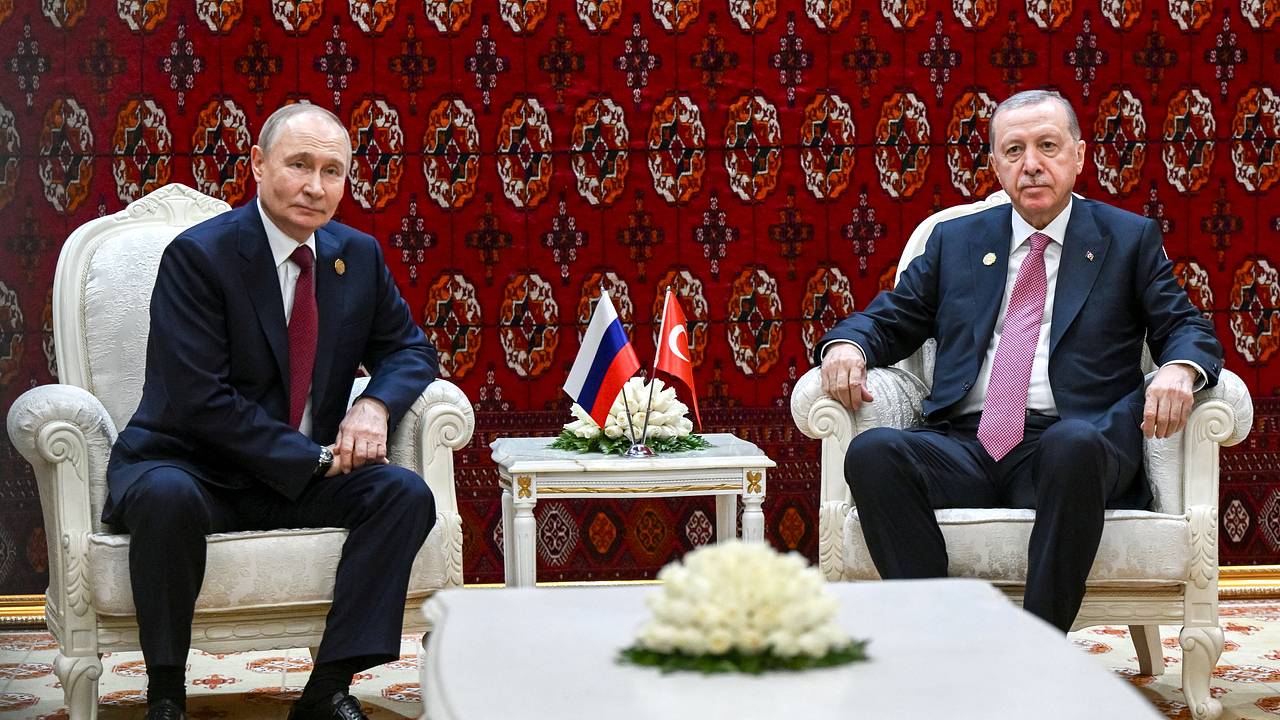 Путину передали послание от Эрдогана