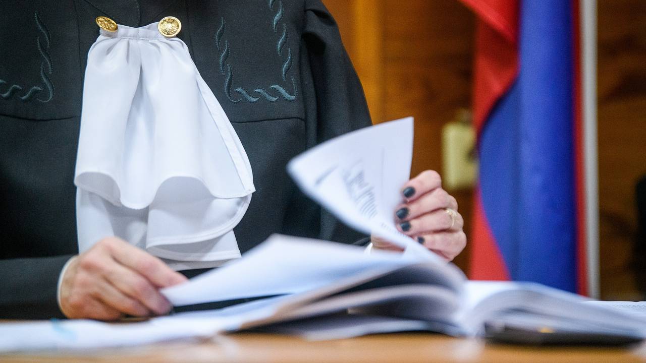 Российская пенсионерка из-за обиды изуродовала могилу свекрови