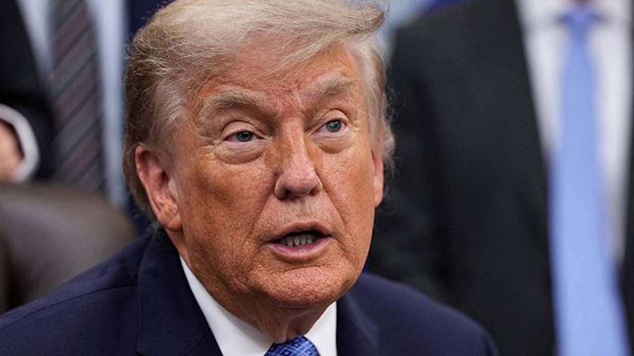 Трамп заявил об отсутствии планов убивать руководство Ирана