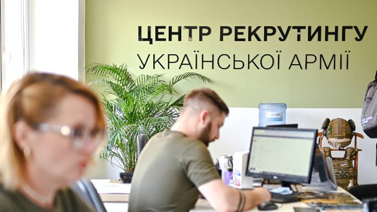 Минобороны Украины признало массовое бегство иностранных наемников с позиций ВСУ
