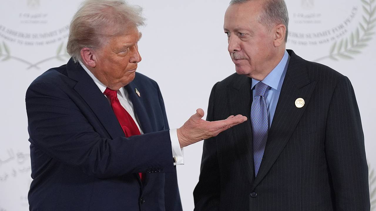 Трамп и Эрдоган обсудят возобновление переговоров по Украине