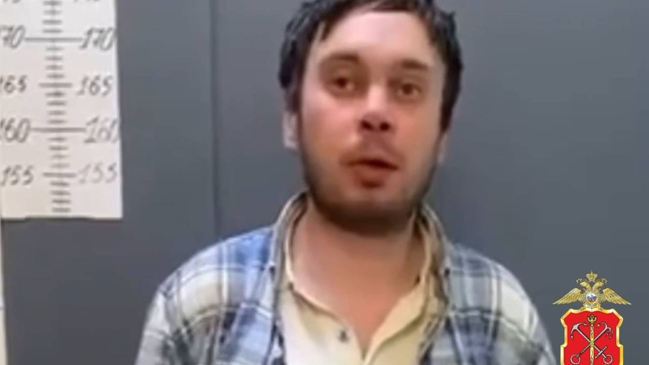 Сжегший дом-памятник в российском городе мужчина назвал причину возгорания