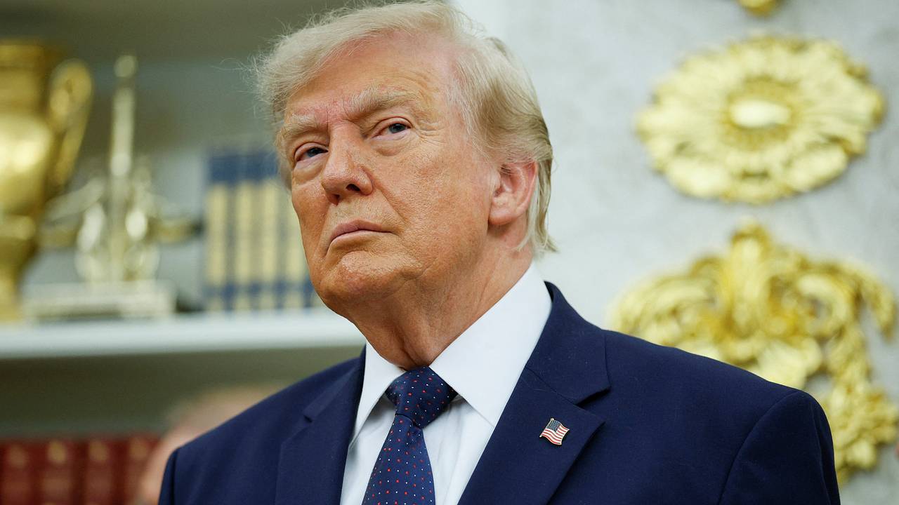 Желание Европы умиротворить Трампа сравнили со средневековыми челобитными