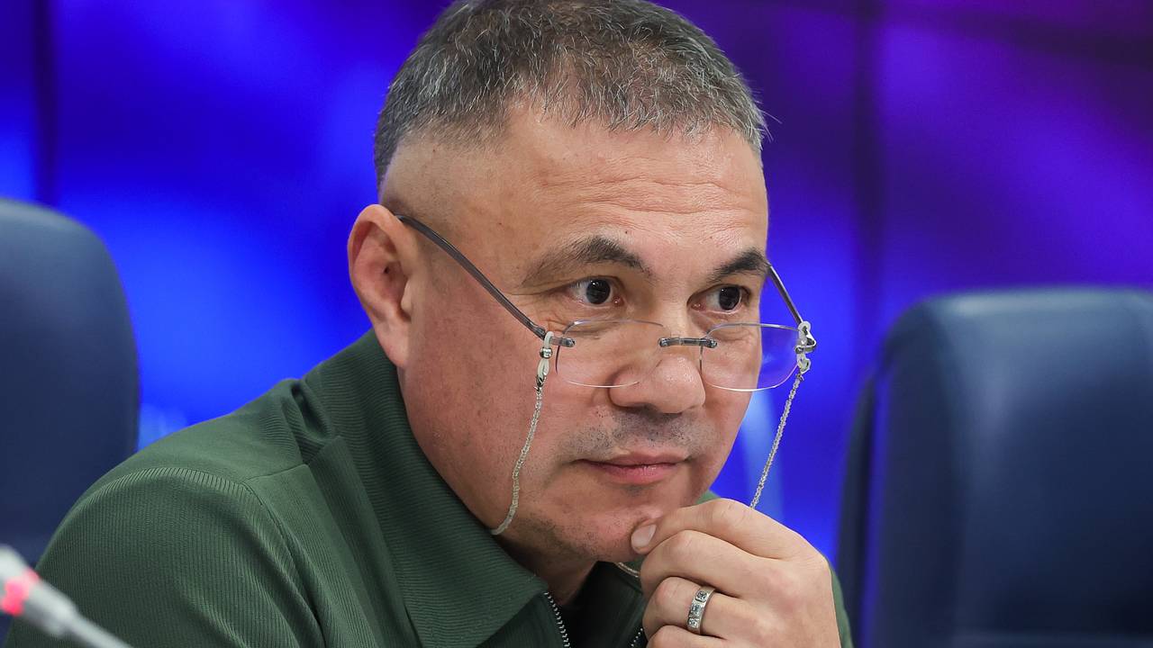 Известный российский боксер потребовал миллионы от предпринимателя