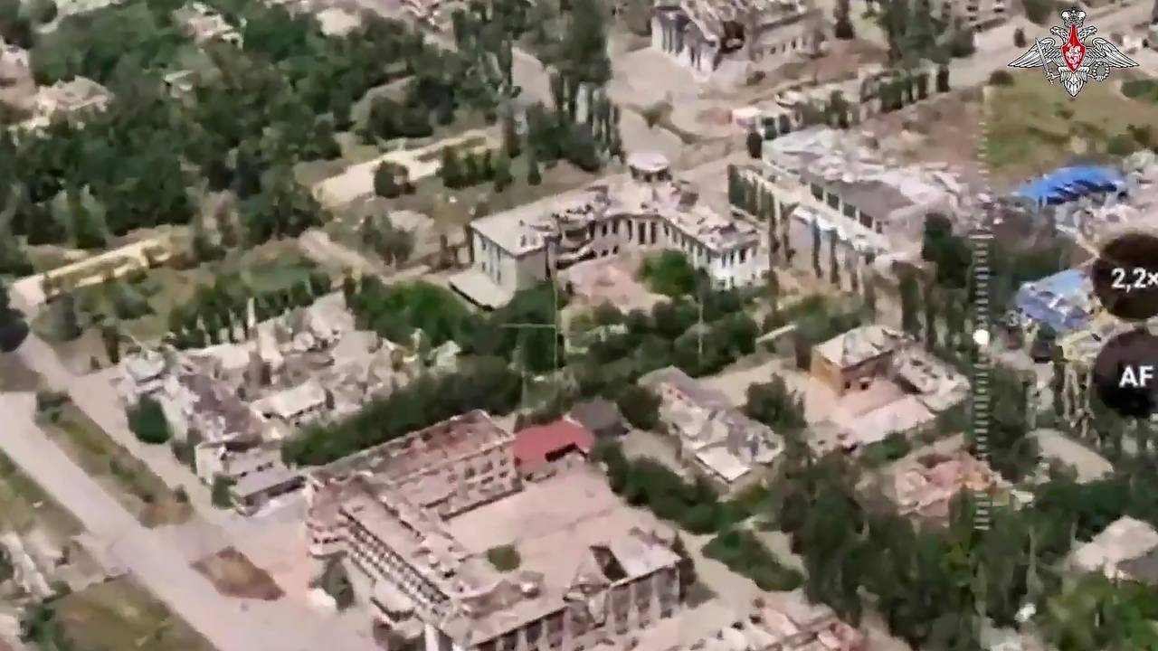 Боевики ВСУ попытались бежать из Константиновки под видом священников