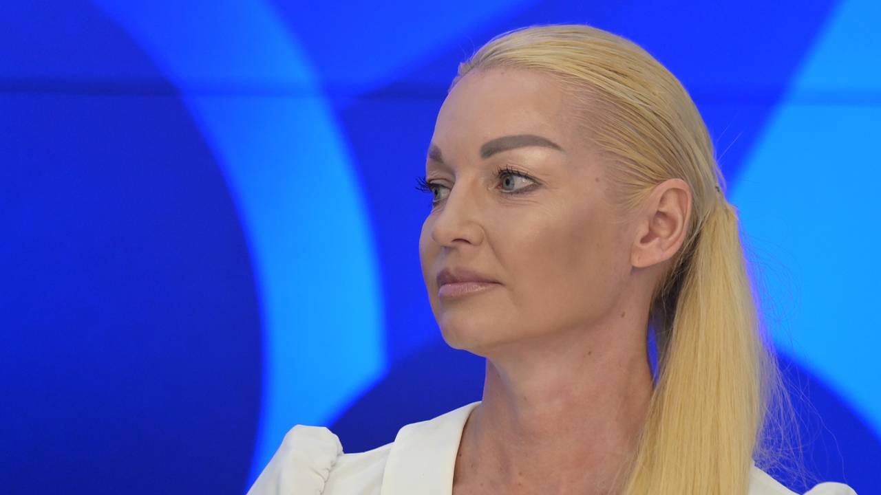 Волочкова предложила хейтерам надеть пуанты