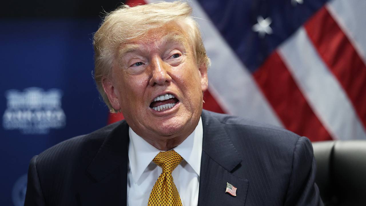 Трамп заявил о получении США доли земли на Украине