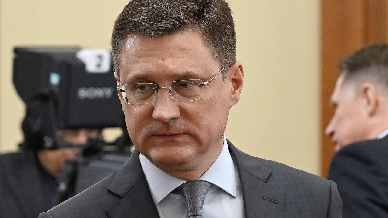 Российский вице-премьер объявил о начале импорта бензина Российский вице-премьер объявил о начале импорта бензина