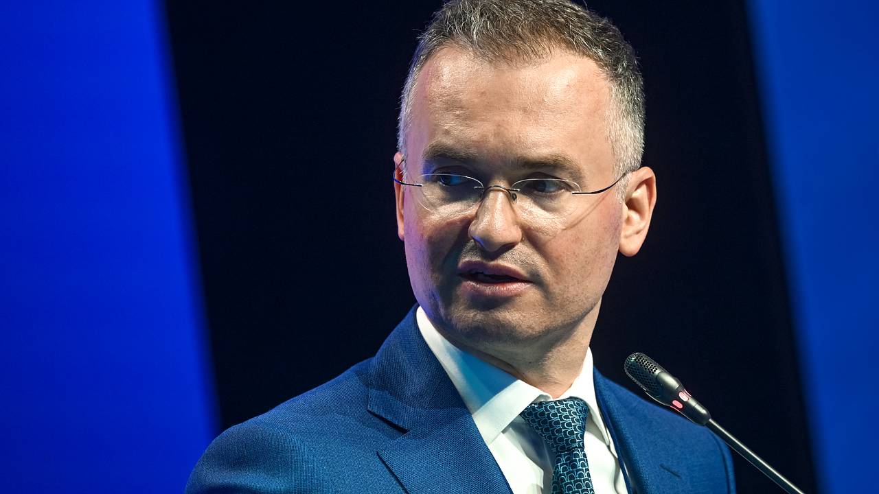 В правительстве рассказали о внимании к падению фондового рынка