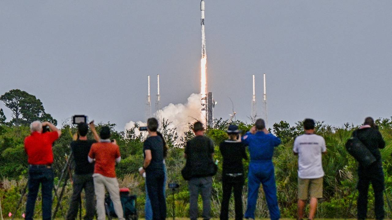 SpaceX запустила 29 спутников Starlink