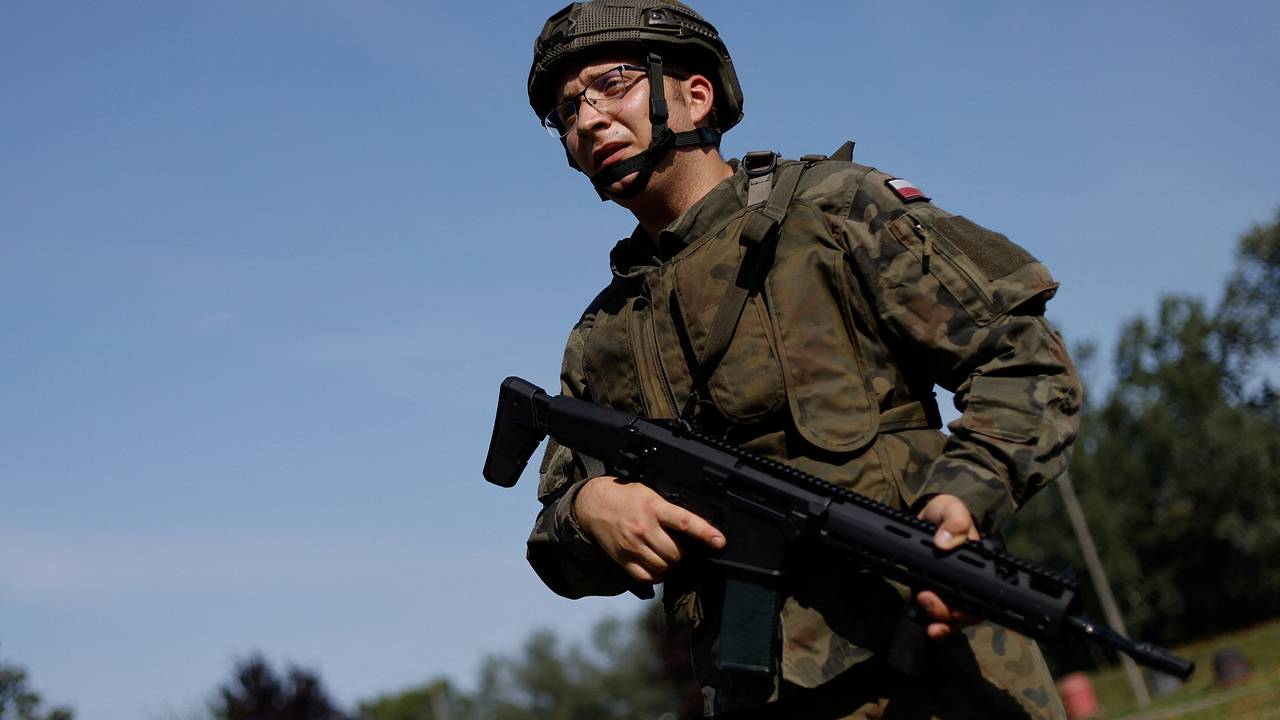 В России фразой «могут испариться» ответили на планы Польши разместить военных у границ В России фразой «могут испариться» ответили на планы Польши разместить военных у границ