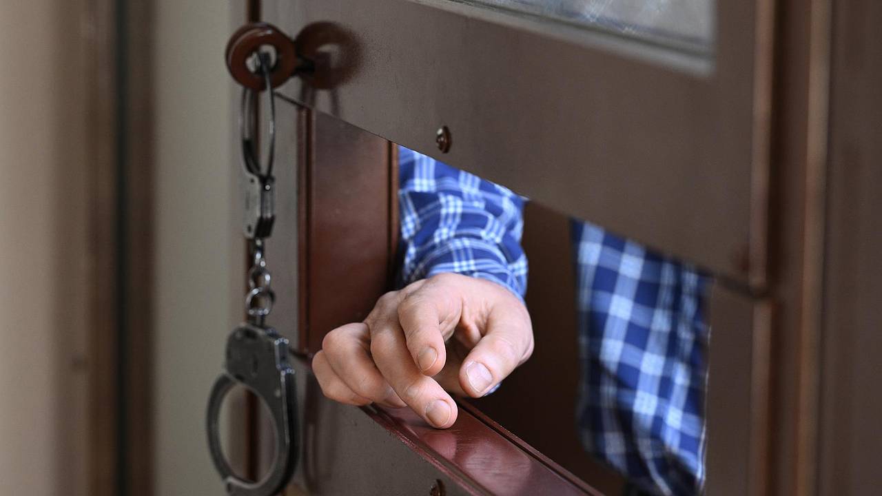 Россиянин угрожал госслужащему из-за его национальности Россиянин угрожал госслужащему из-за его национальности