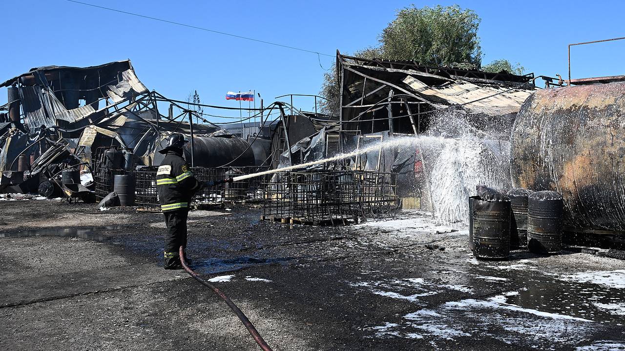 Обстановка на горевшей в Подмосковье промзоне изменилась