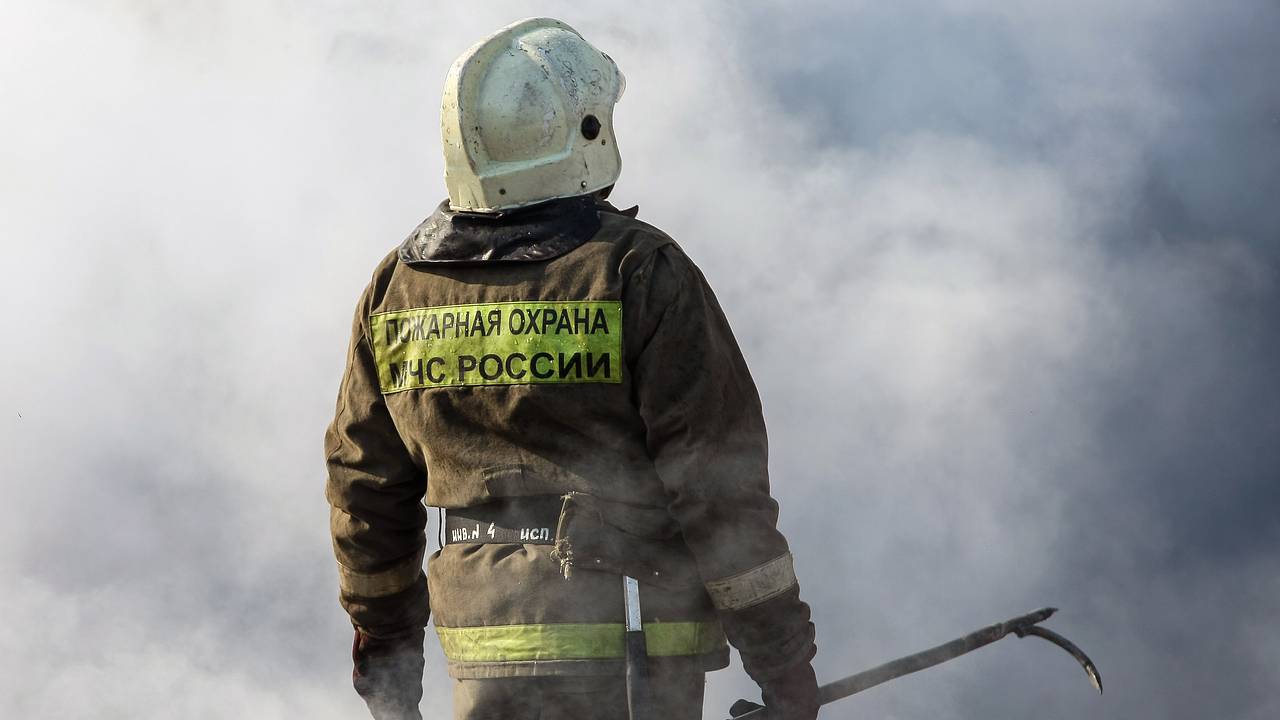 Пожары на промобъектах привели к детонации огнеопасных материалов в Ставрополе