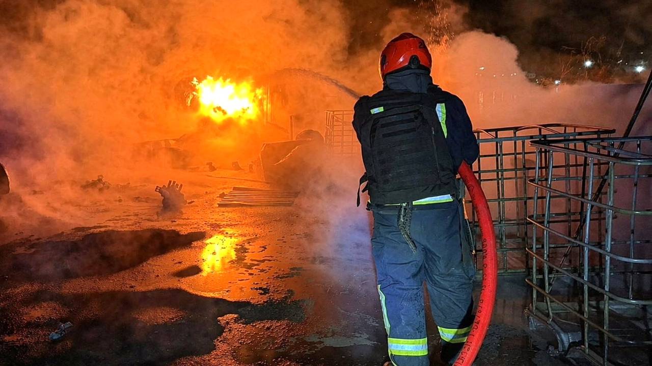 ВС России продолжают атаковать военные цели на Украине. Удары пришлись на порт Одессы и тренировочную базу наемников