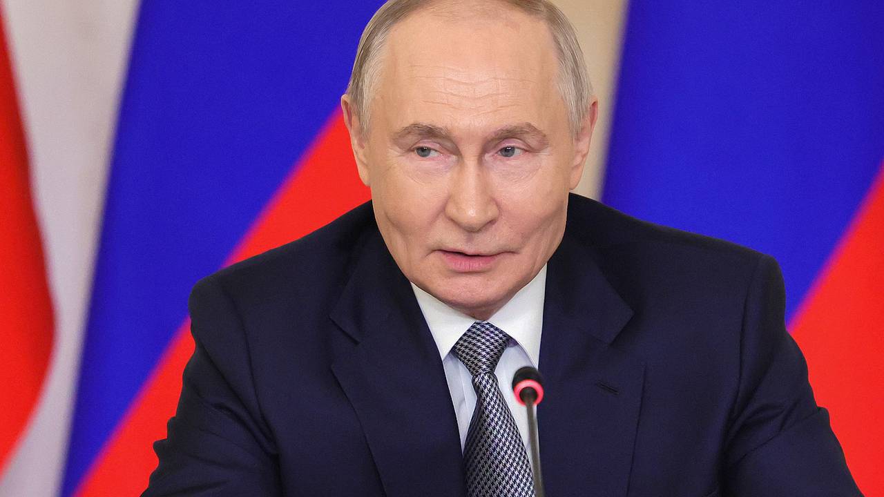 Путин подписал указ о дополнительных мерах поддержки учителей