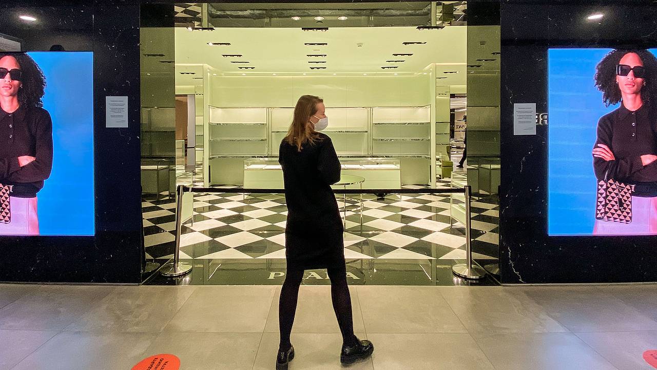 Названы условия возвращения люксовых брендов в Россию