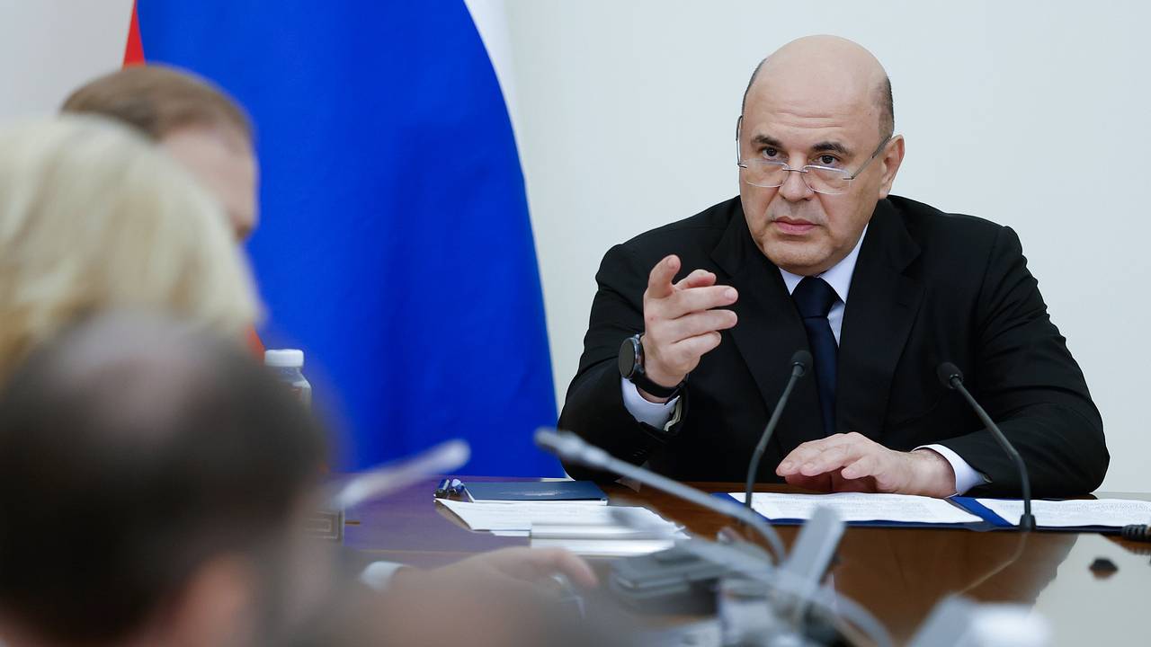 Мишустин заявил о важности стимулирования спроса на российскую продукцию
