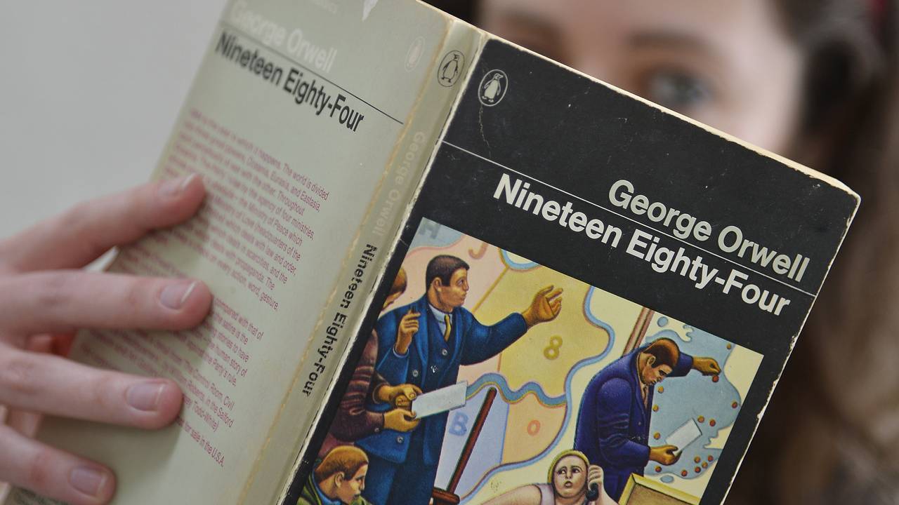 Роман Оруэлла «1984» вернулся в лидеры продаж в России